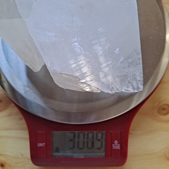 Large Clear Quartz Crystal Point Free Standing Crystal - Picture 10 of 10